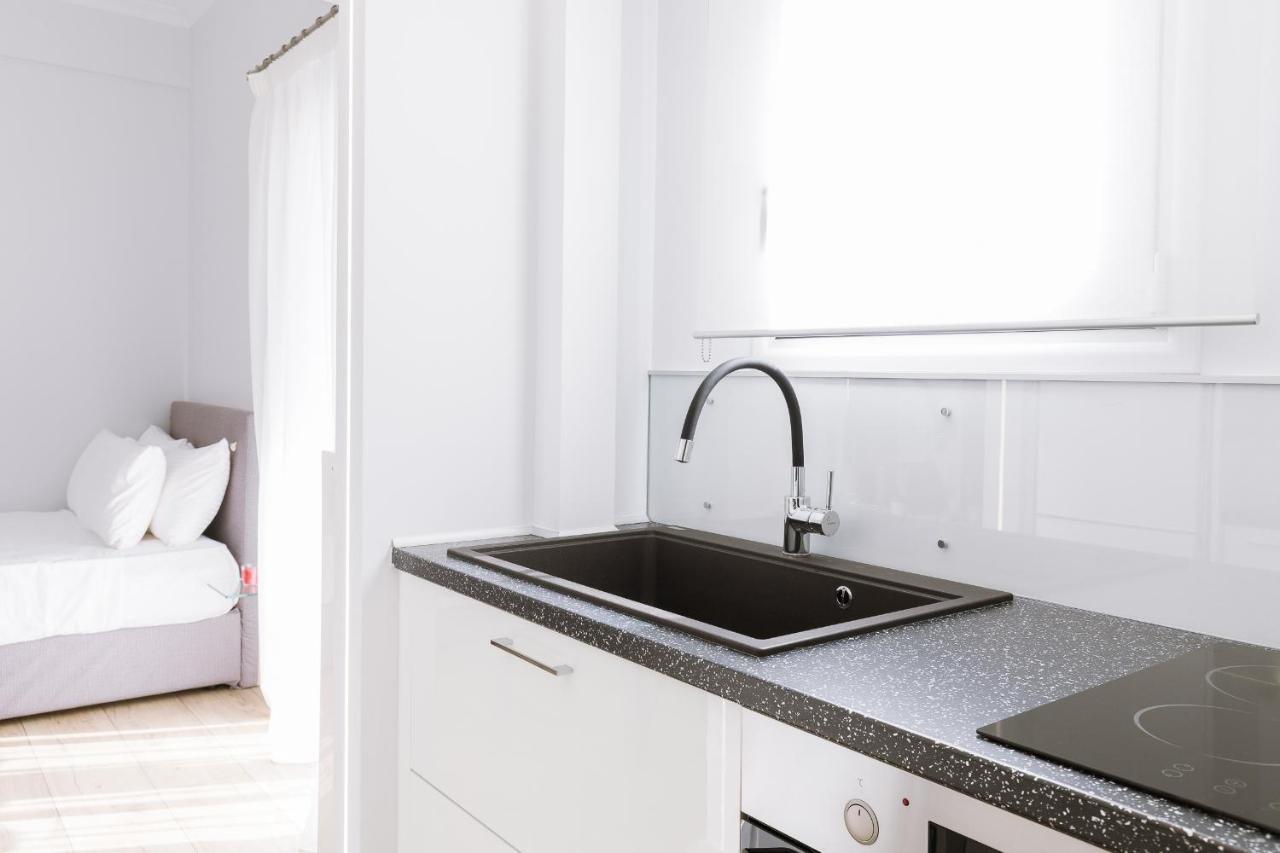 Minimal Apartment On The Shadow Of The Acropolis Афіни Екстер'єр фото