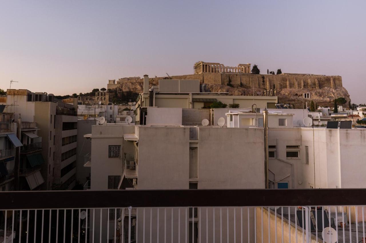 Minimal Apartment On The Shadow Of The Acropolis Афіни Екстер'єр фото